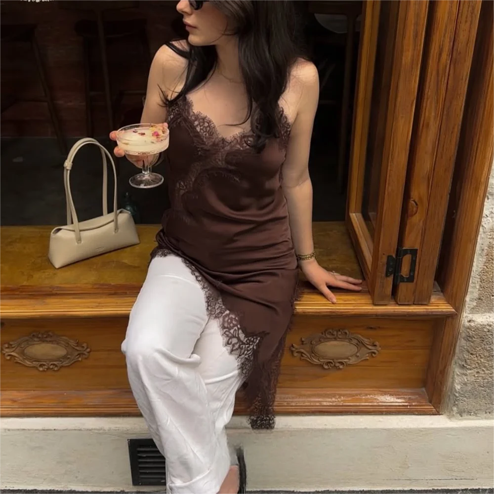 KONDALA Sexy Chic Brown Lace Women Dress V Neck Cami Backless Party Dress Fashion 2025 Summer Fall Y2K Girl Evening Club Dress