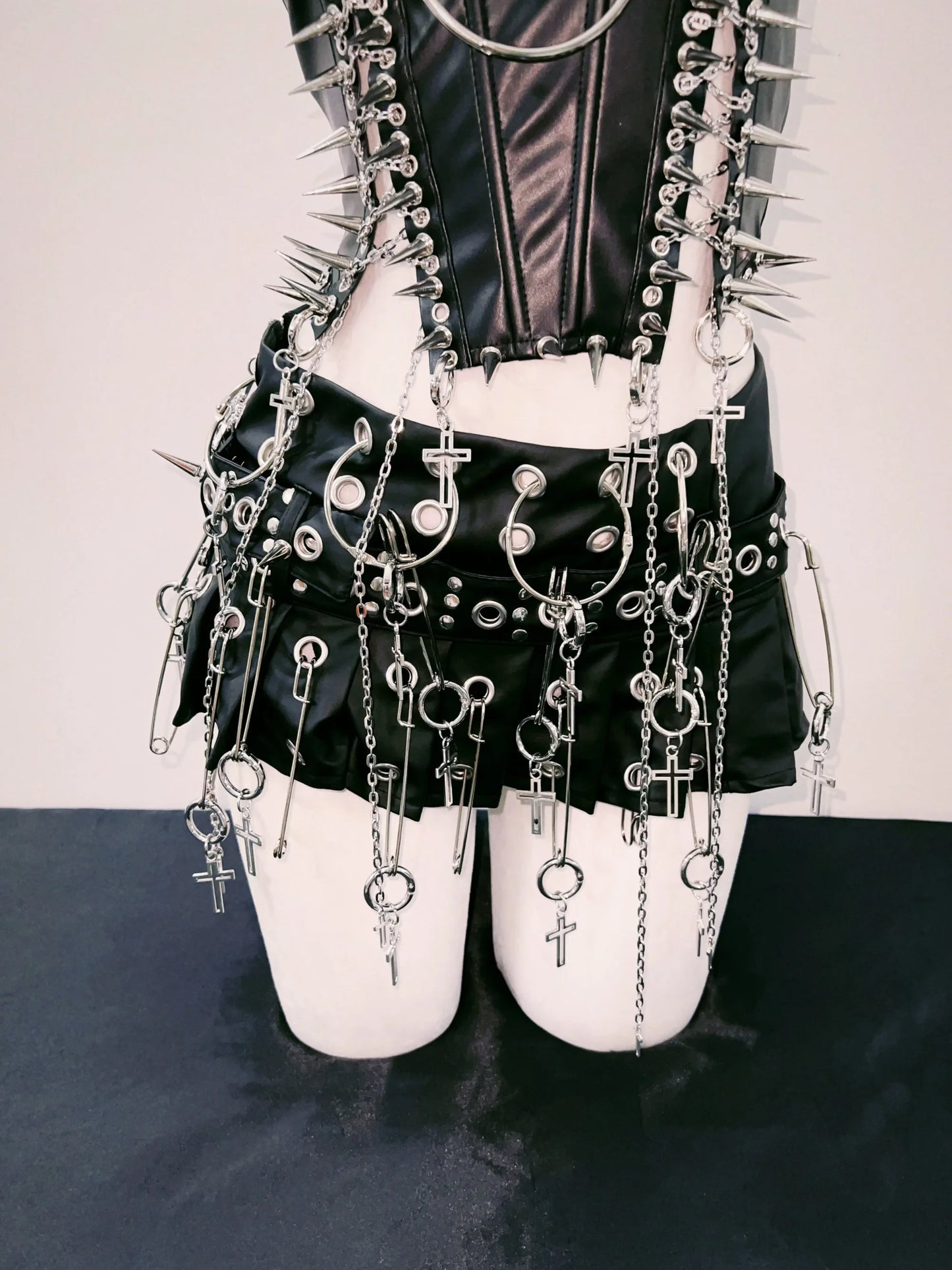 bustier top y2k fashion y2k clothes y2k crop top gothic clothes y2k top Rivets Tank Tops Skull top vintage tops gothic tank tops