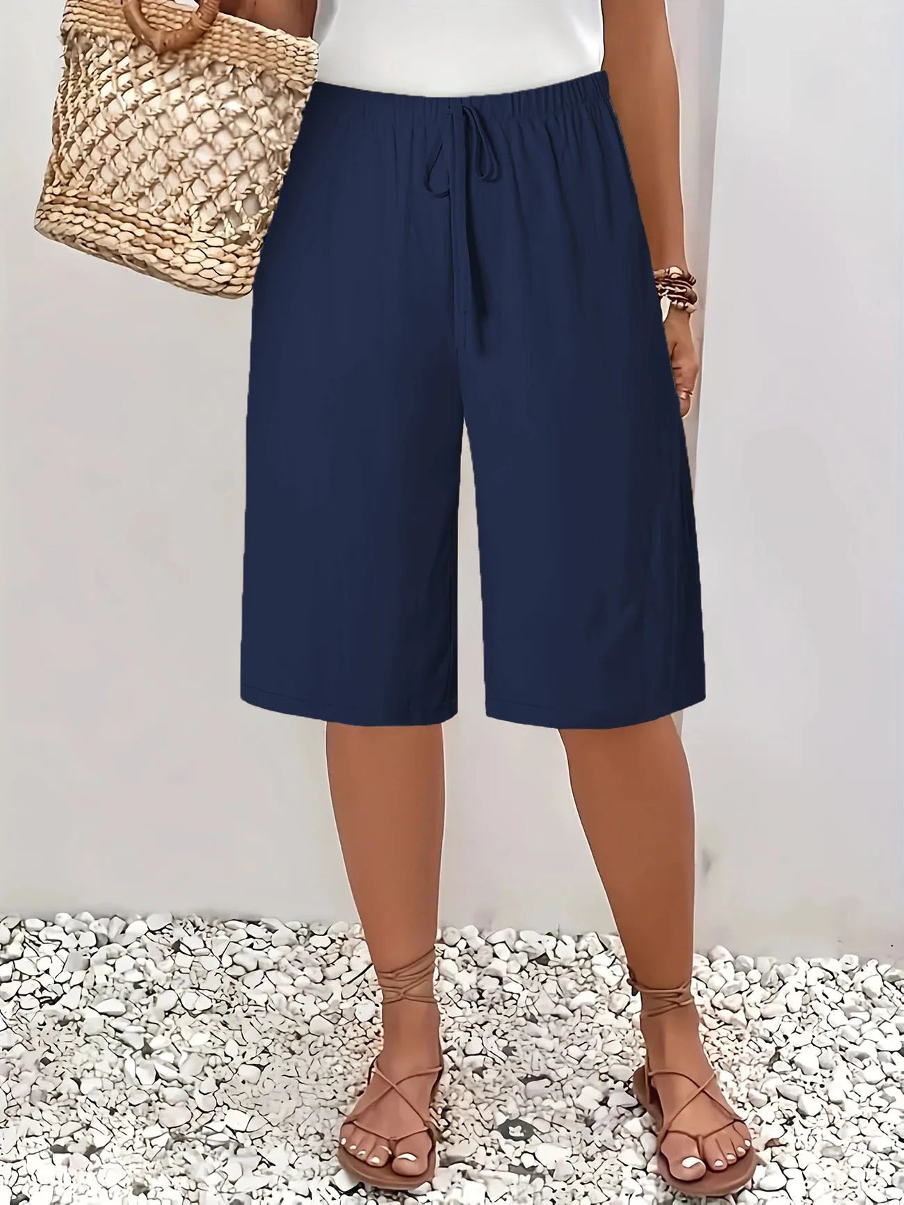 Cross border European and American women's clothing Amazon women's casual fashion solid color five quarter pants mid pants